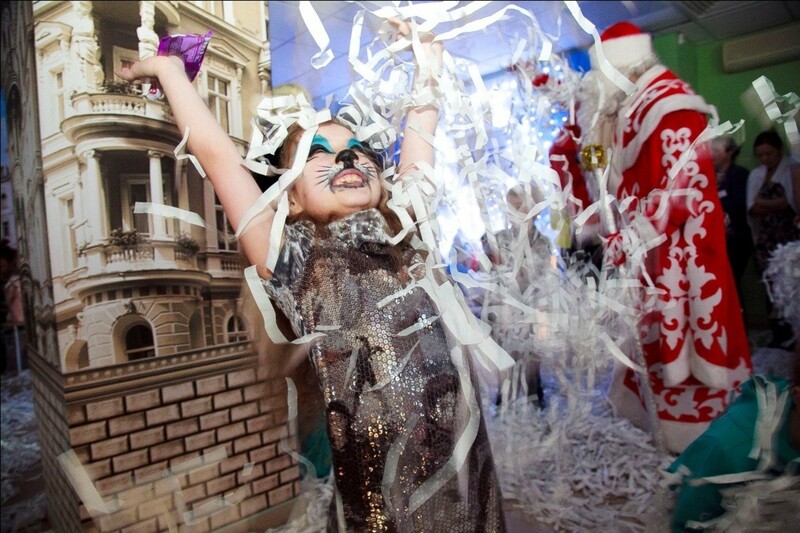 Бумажное шоу на День Рождения